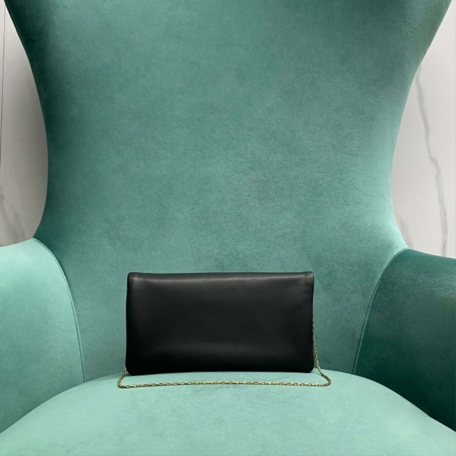 생로랑 램스킨 소재의 CALYPSO 미니 백 801712 22111.5cm 블랙 금장02.jpg