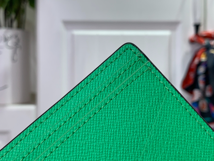 루이비통 타이가라마 월릿 M30995 11.591.5cm 그린7.jpg