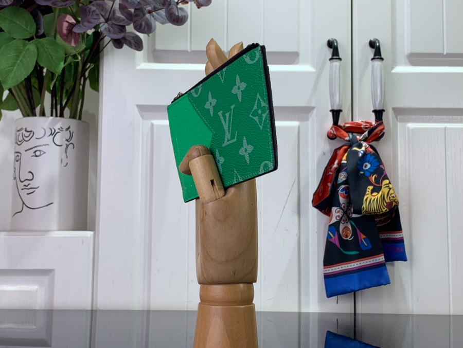 루이비통 타이가라마 코인 카드 홀더3.jpg