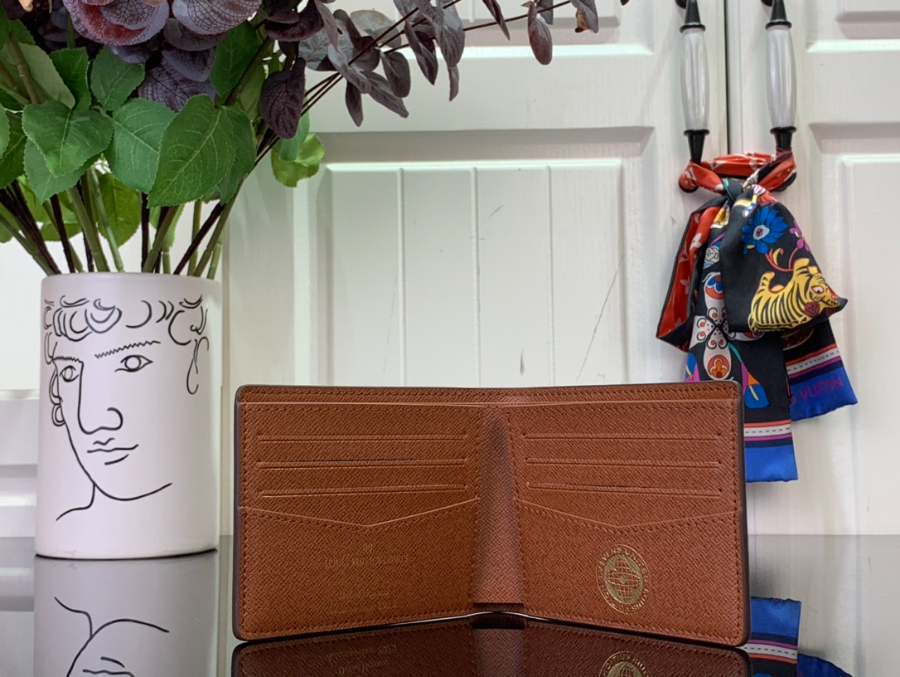 루이비통 포켓 오거나이저 반지갑 N001415.jpg