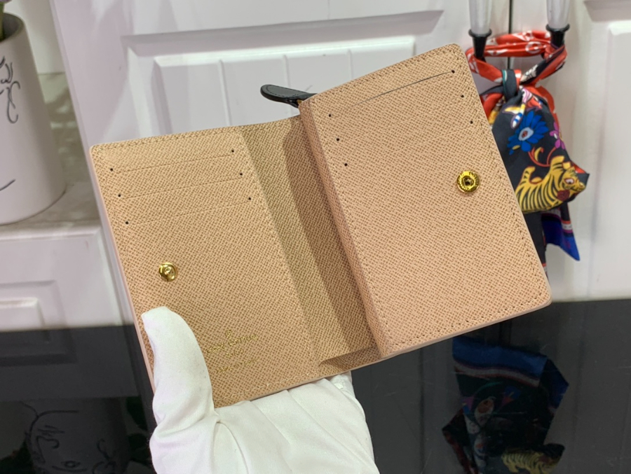 루이비통 CLÉA 월릿 M83226 11.58.52.2cm6.jpg