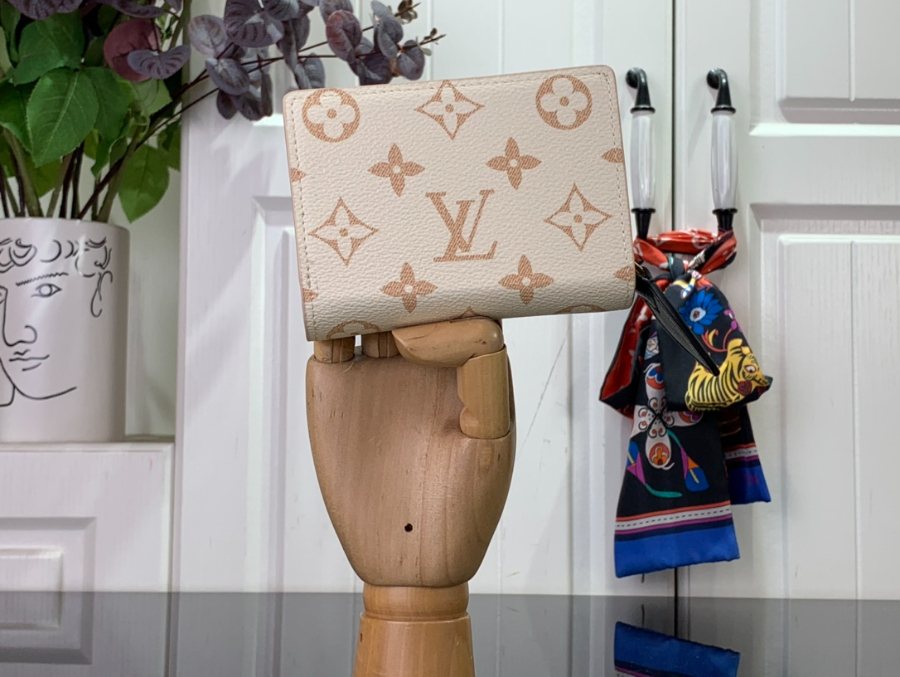 루이비통 CLÉA 월릿 M83226 11.58.52.2cm1.jpg