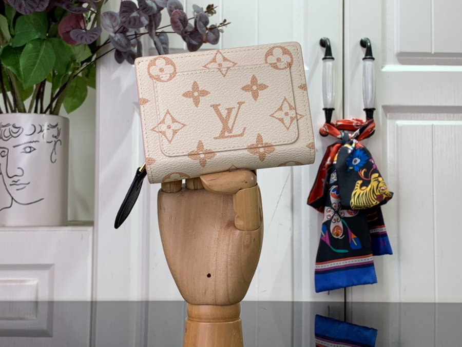 루이비통 CLÉA 월릿 M83226 11.58.52.2cm2.jpg