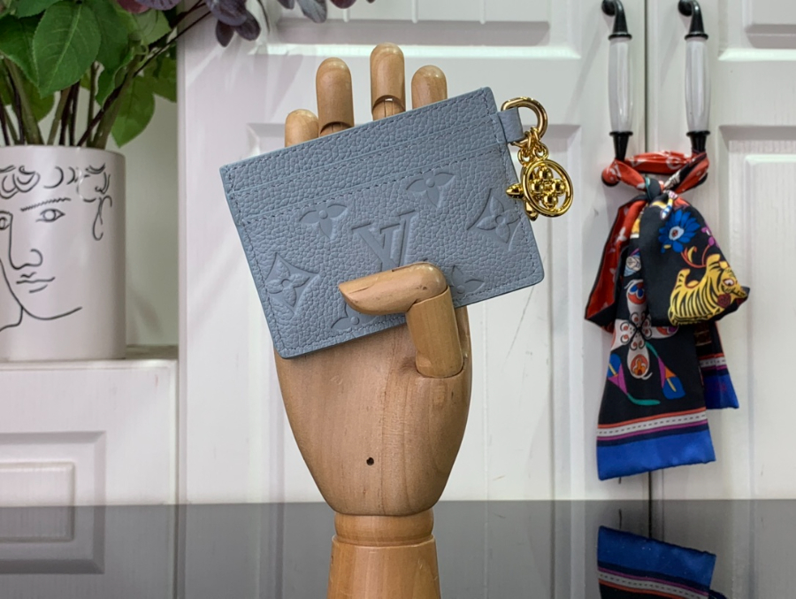 루이비통 LV 참 카드 지갑 블루 M83585 10.27.30.3cm2.jpg