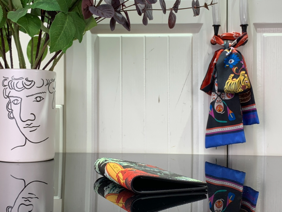 루이비통 모노그램 서핑 블랙 여권 카드지갑 M83479 10142.5cm5.jpg