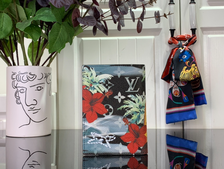 루이비통 모노그램 서핑 블랙 여권 카드지갑 M83479 10142.5cm2.jpg