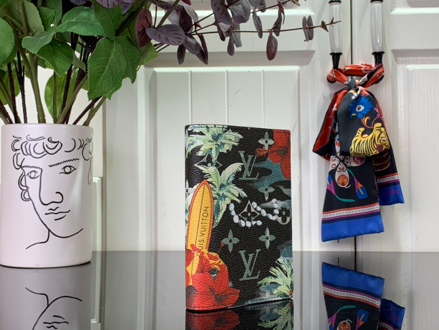 루이비통 모노그램 서핑 블랙 여권 카드지갑 M83479 10142.5cm3.jpg