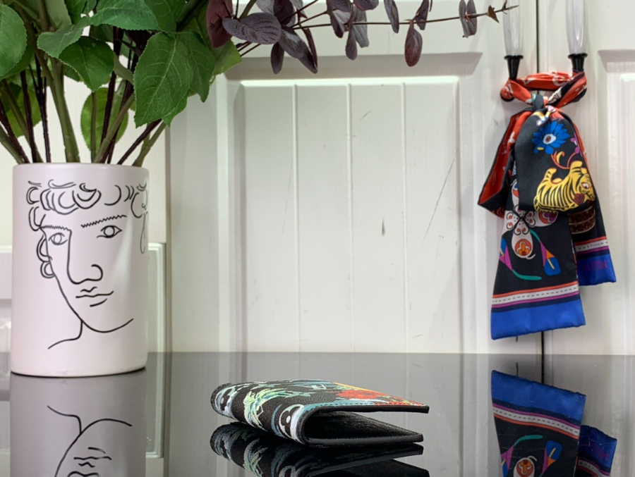 루이비통 모노그램 서핑 블랙 카드지갑 M83498 7.511.11cm5.jpg