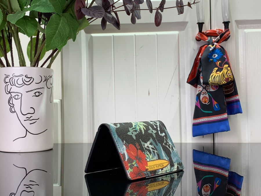 루이비통 모노그램 서핑 블랙 카드지갑 M83498 7.511.11cm4.jpg