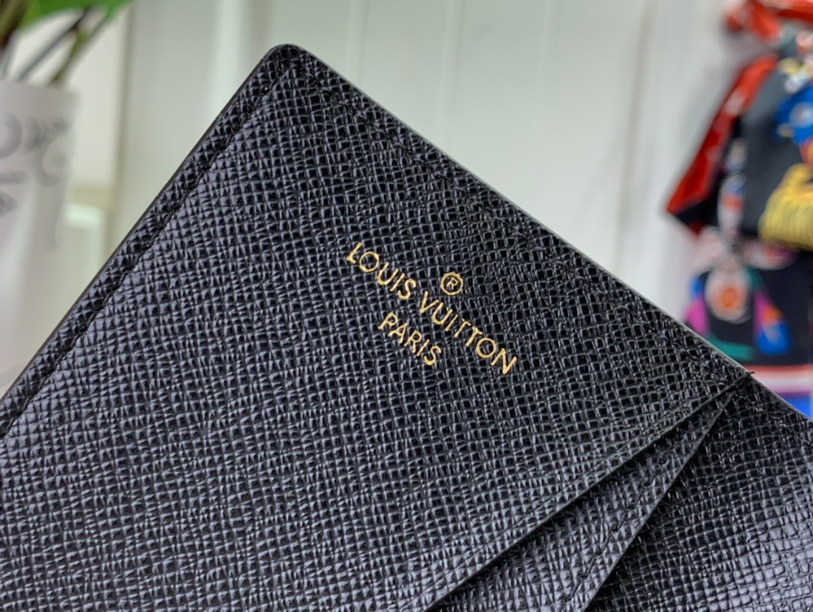 루이비통 모노그램 서핑 블랙 카드지갑 M83498 7.511.11cm9.jpg
