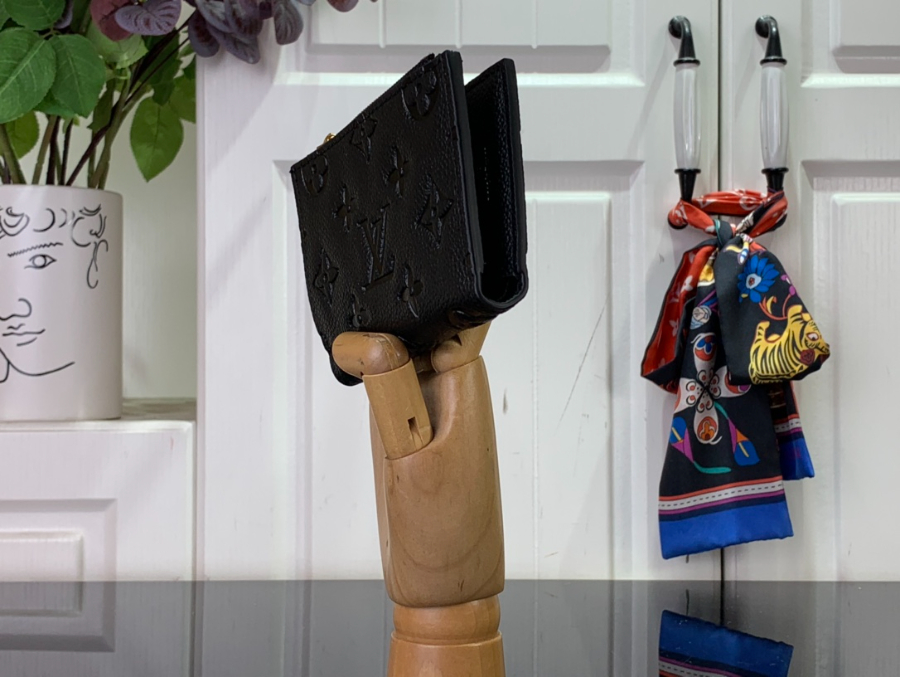 루이비통 모노그램 포르토포인 리사 반지갑 911.51.5cm M83365 1컬러4.jpg