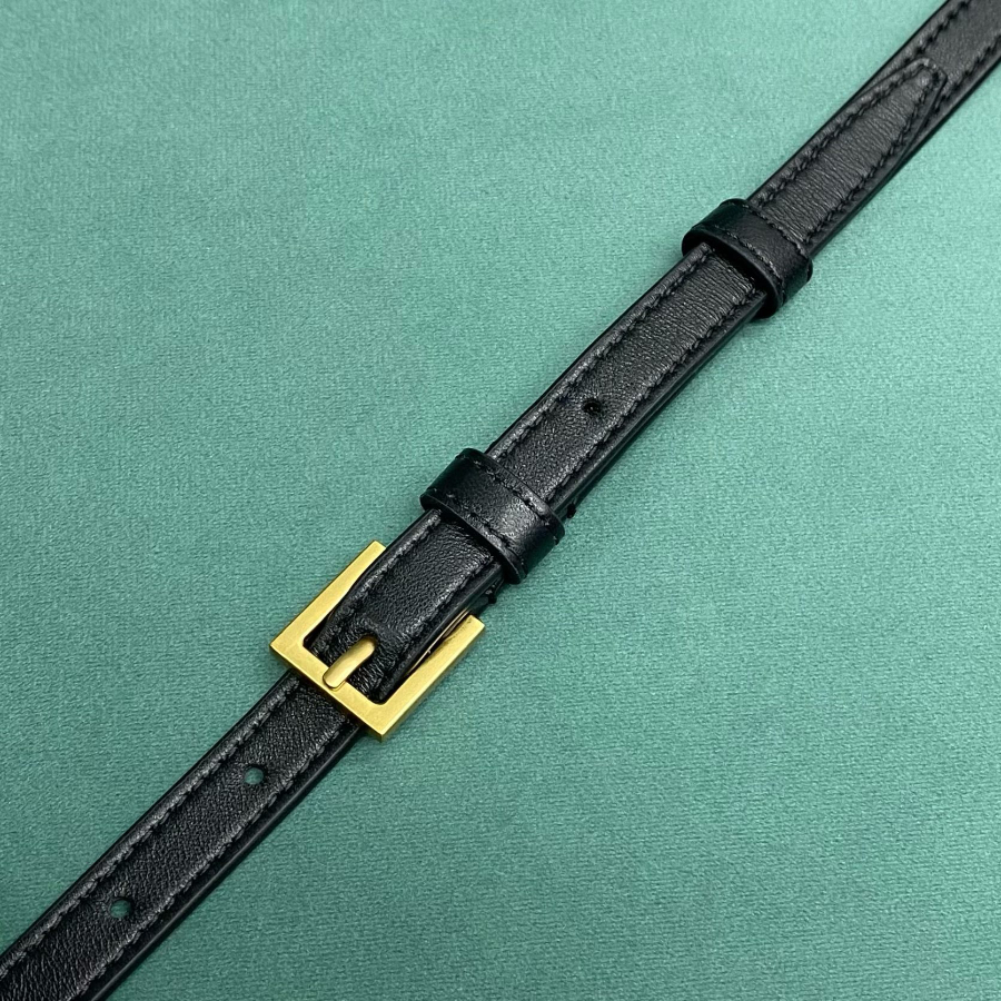 생로랑 램스킨 소재의 GABY 베니티 백 미니 766731 표문 18.56.511.5cm08.jpg