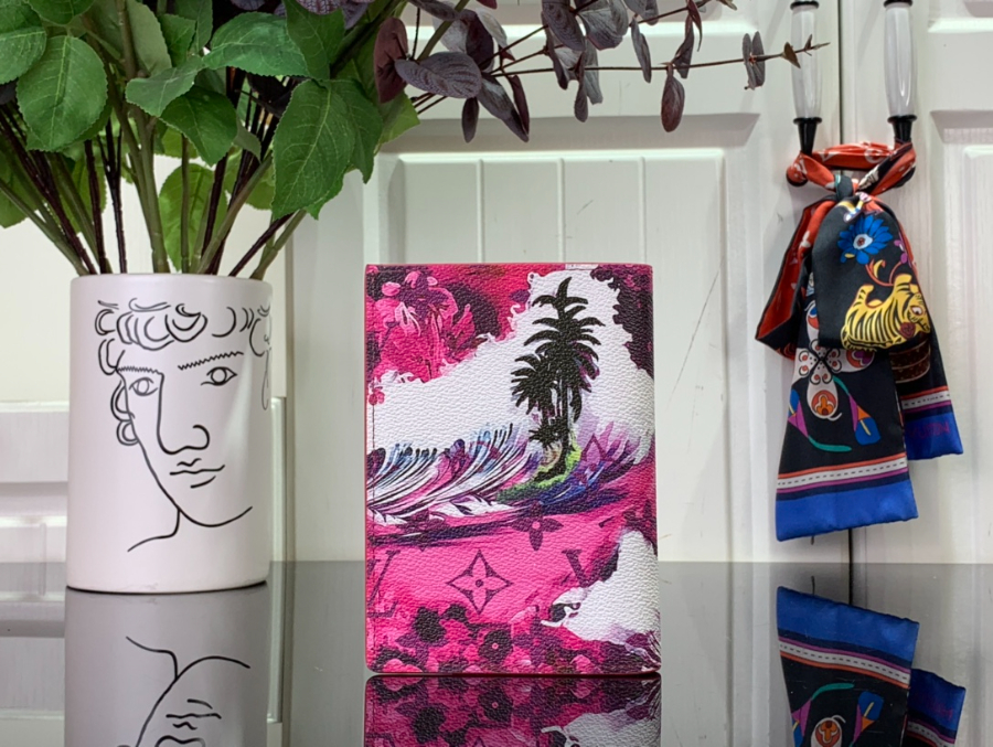 루이비통 서핑 수채 여권 카드지갑 M83479 10142.5cm 퍼플2.jpg