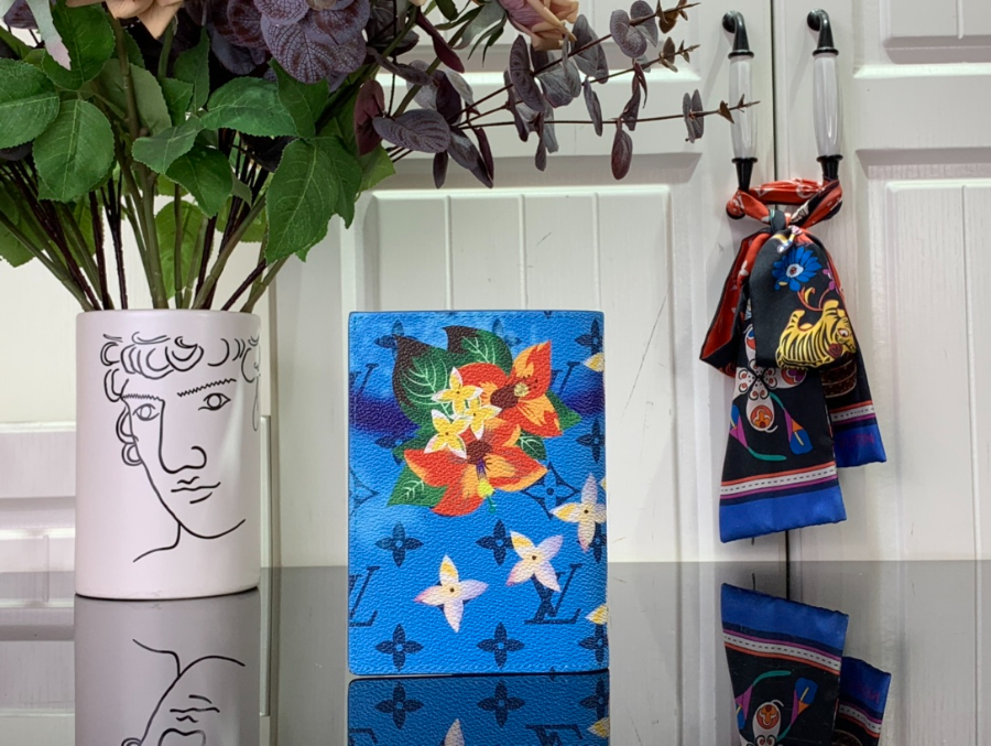 루이비통 서핑 프라워 여권 카드지갑 M83479 10142.5cm2.jpg