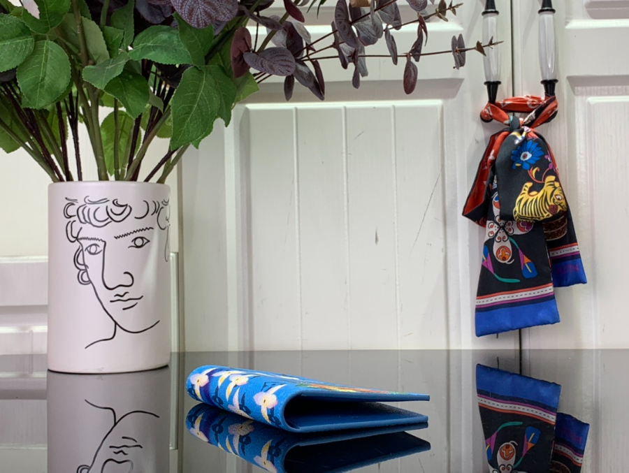 루이비통 서핑 프라워 여권 카드지갑 M83479 10142.5cm4.jpg