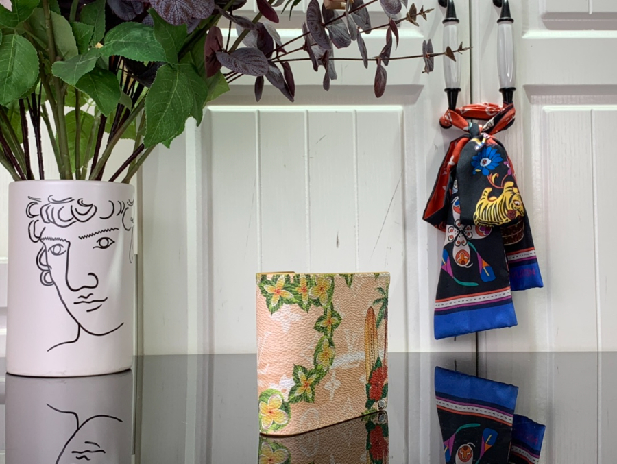 루이비통 슬렌더 서핑 야자나무 반지갑 M83468 118.52cm 베이지3.jpg