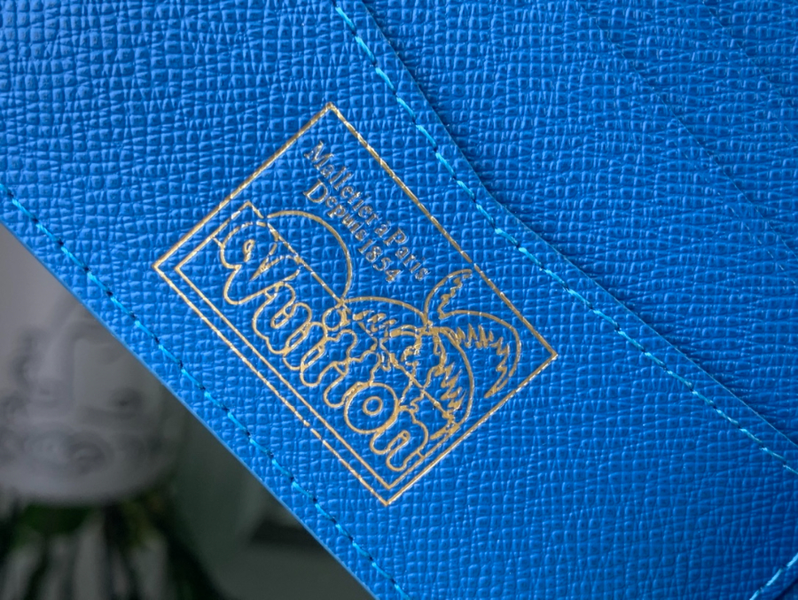 루이비통 슬렌더 서핑 프라워 반지갑 M83468 118.52cm8.jpg