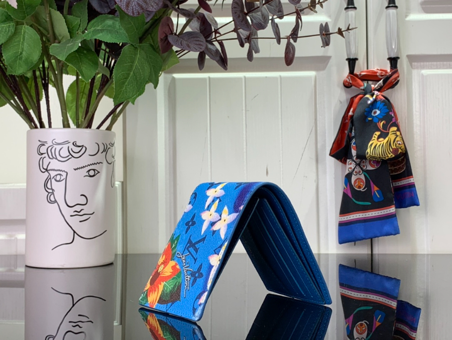 루이비통 슬렌더 서핑 프라워 반지갑 M83468 118.52cm3.jpg