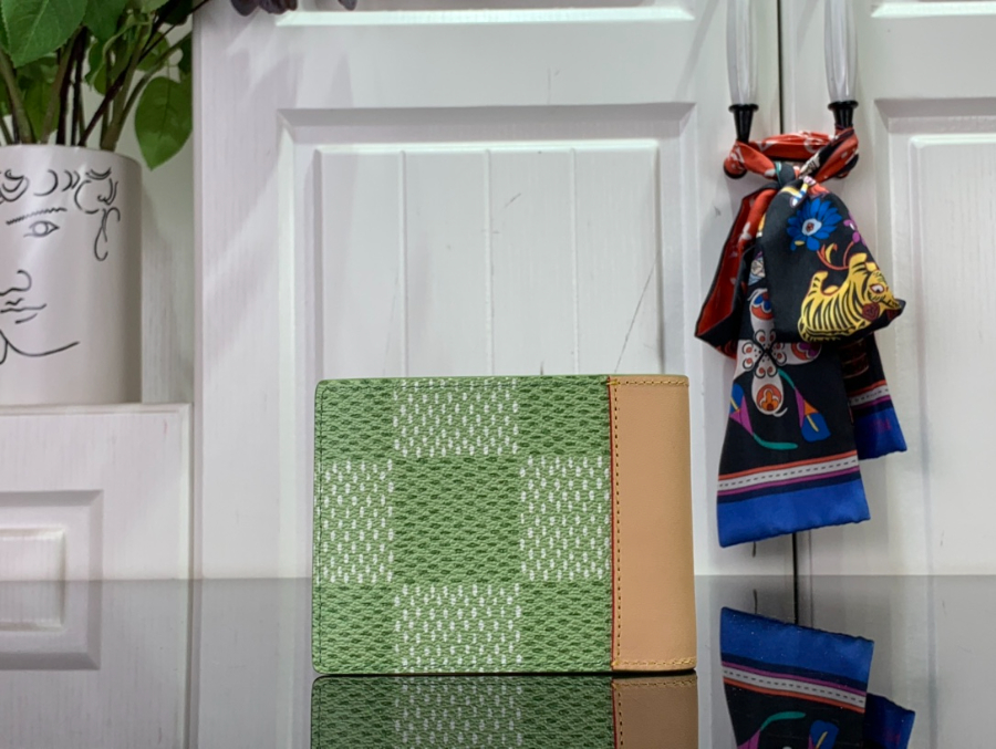 루이비통 슬렌더 월릿 그린2.jpg