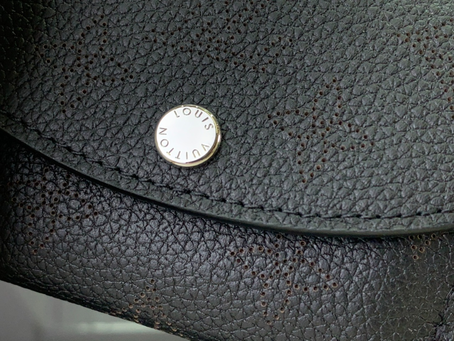 루이비통 아이리스 XS 월릿 M67498 9.87.81cm 블랙6.jpg