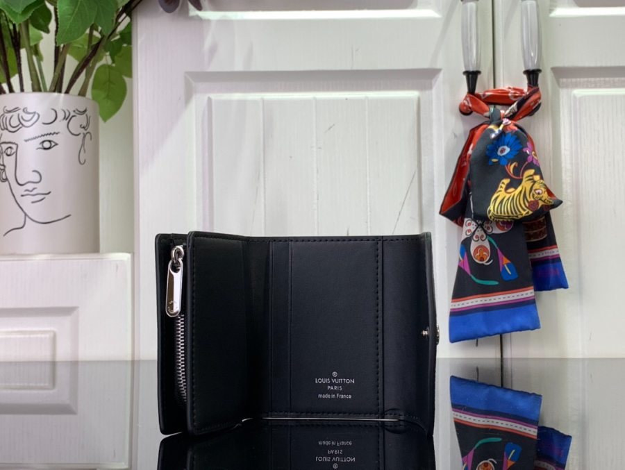 루이비통 아이리스 XS 월릿 M67498 9.87.81cm 블랙5.jpg