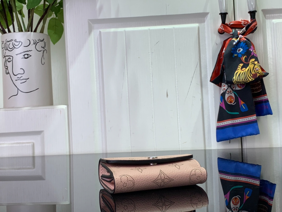 루이비통 아이리스 XS 월릿 M82795 9.87.81cm 핑크4.jpg