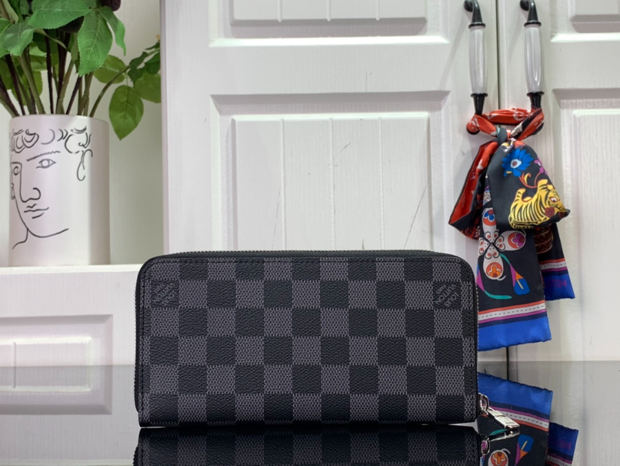 루이비통 지피 다미에 장지갑 M11611 19.510.52.5cm 블랙2.jpg