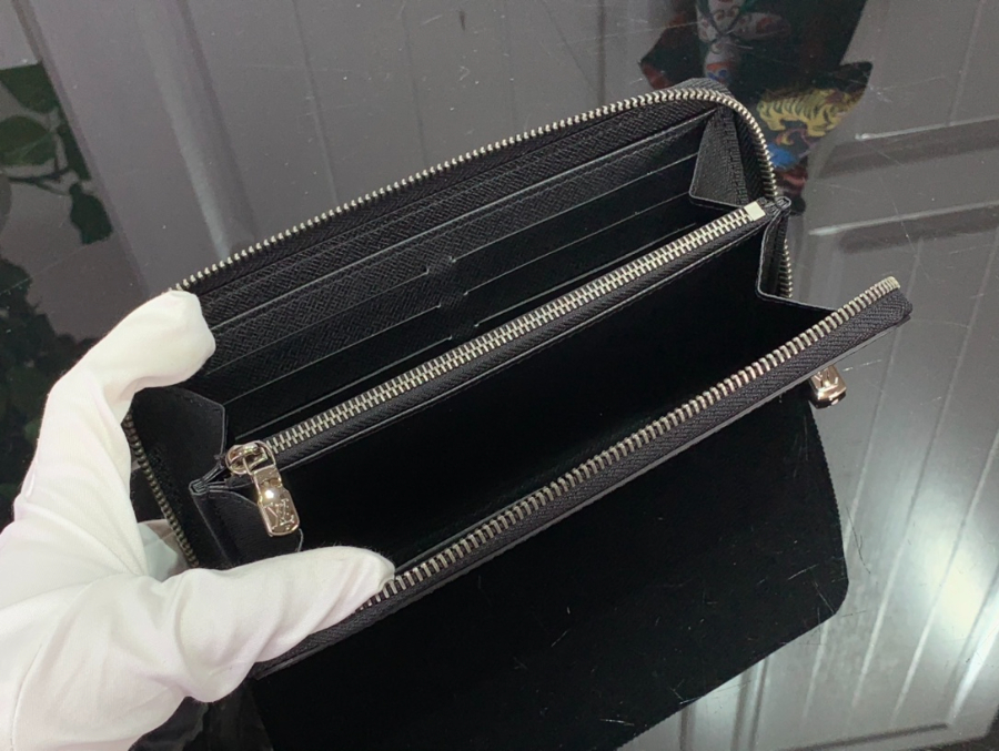루이비통 지피 모노그램 장지갑 M11611 19.510.52.5cm 블랙5.jpg