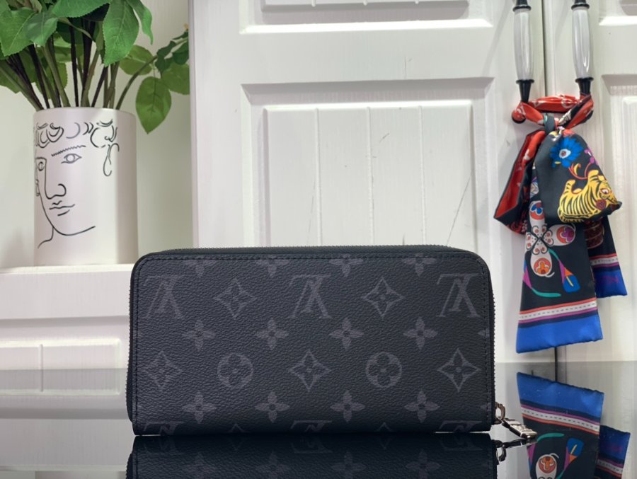 루이비통 지피 모노그램 장지갑 M11611 19.510.52.5cm 블랙2.jpg