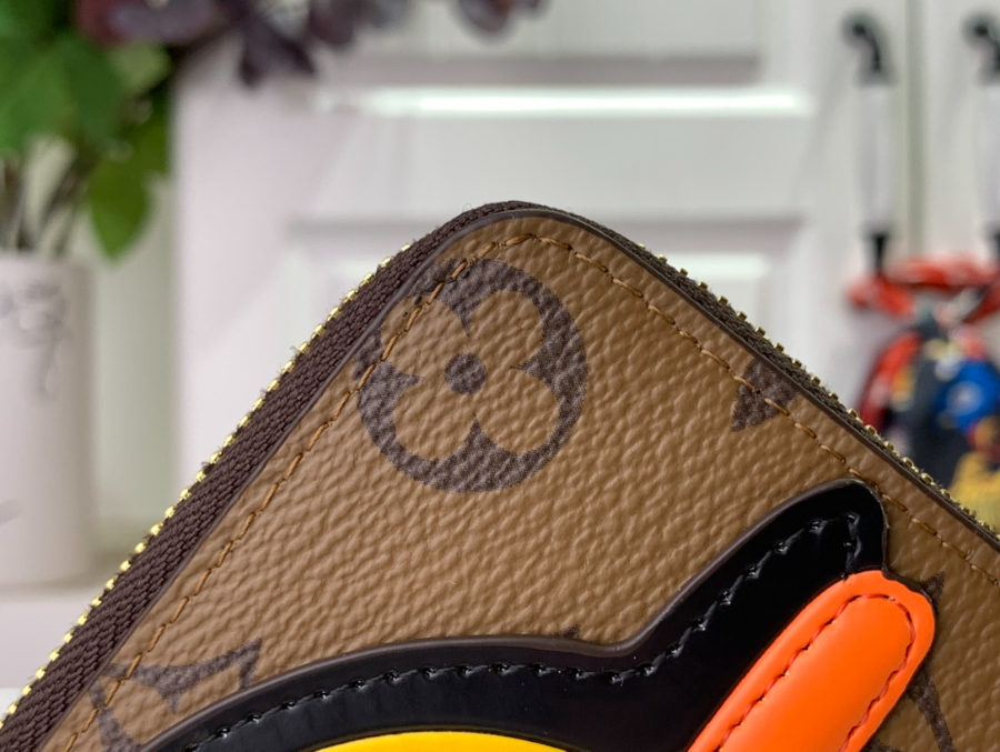 루이비통 지피 코인 퍼스 오리 M83690 1182cm7.jpg