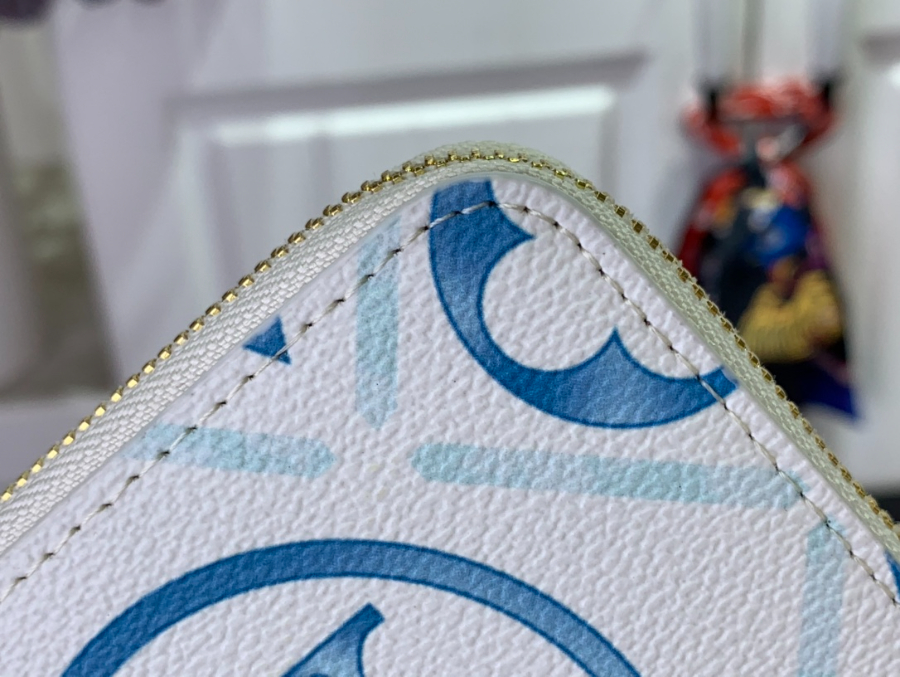 루이비통 지피 코인 퍼스 지갑 블루 M83658 118.52cm6.jpg