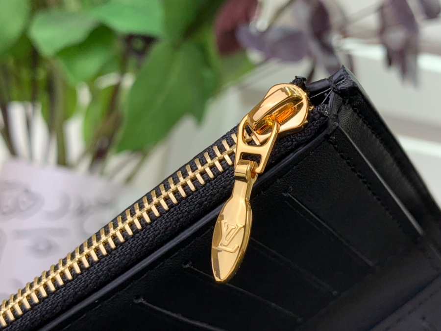 루이비통 카퓌신 월릿 13.59.53cm M82764 블랙8.jpg