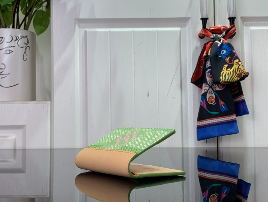 루이비통 포켓 오거나이저 그린5.jpg