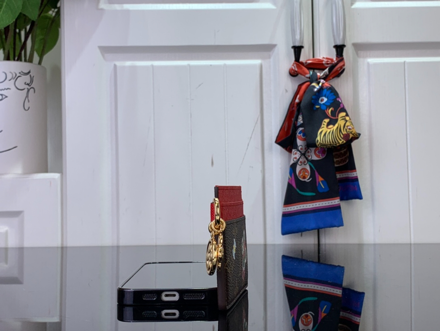 루이비통 LV CHARMS 비비엔 카드지갑 M12215 7.30.310.2cm3.jpg