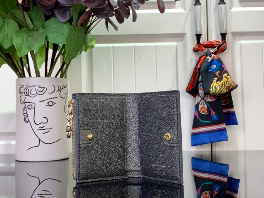 루이비통 리사 월릿 M12536 911.51.5cm 그레이5.jpg