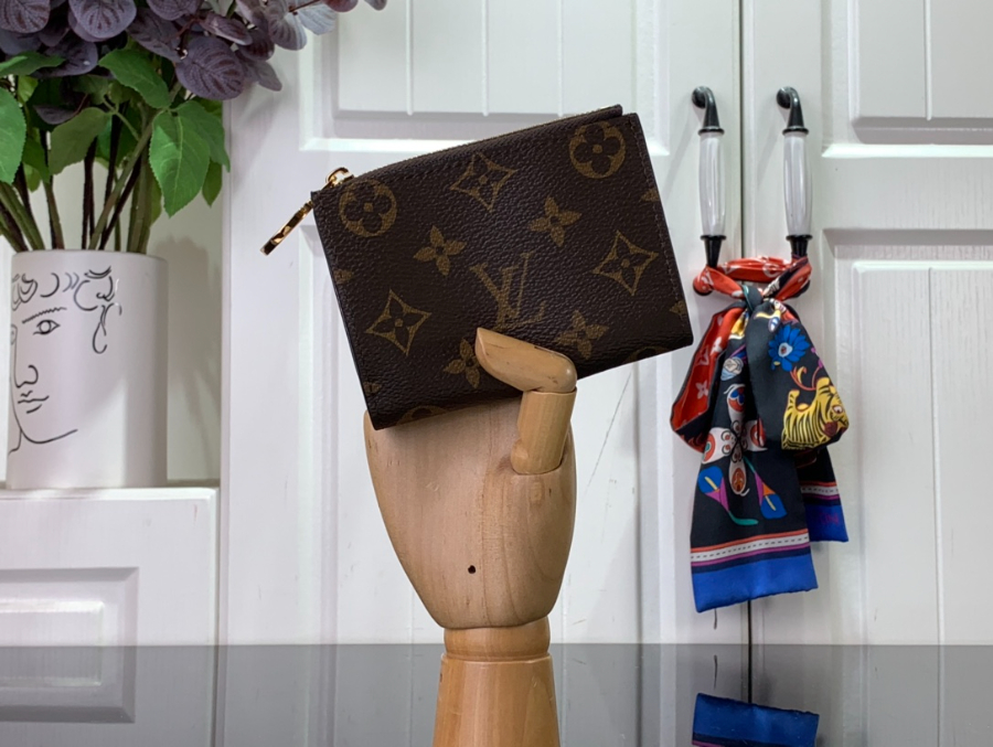 루이비통 리사 지갑 M82382 911.51.5cm 아보카도1.jpg