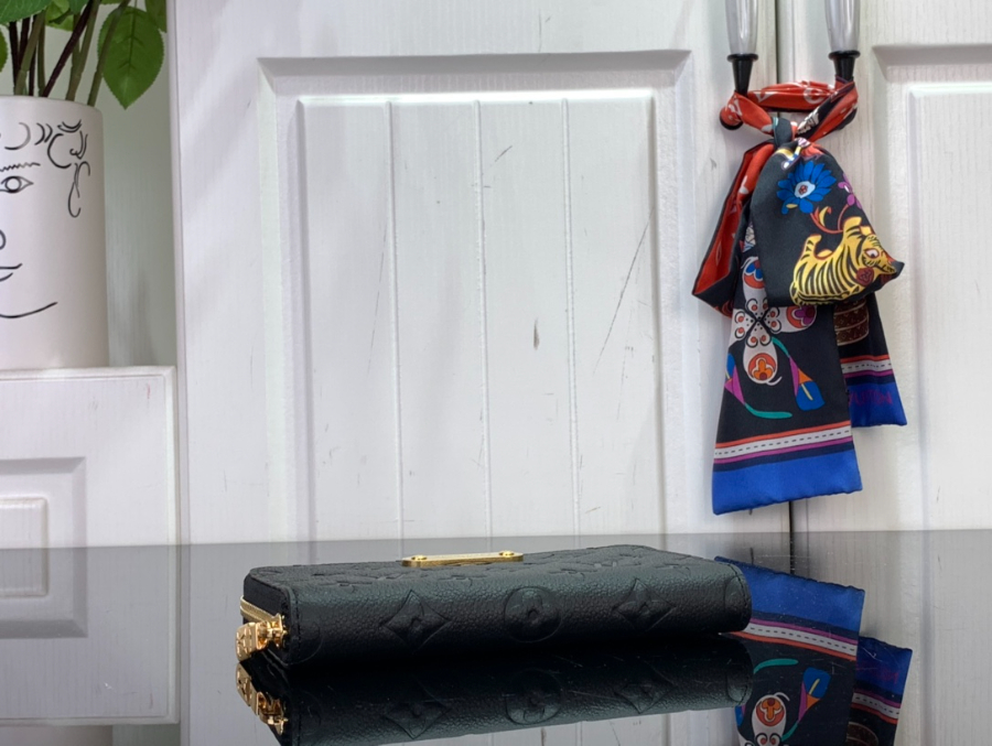 루이비통 마고 월릿 M12425 17112cm 블랙4.jpg