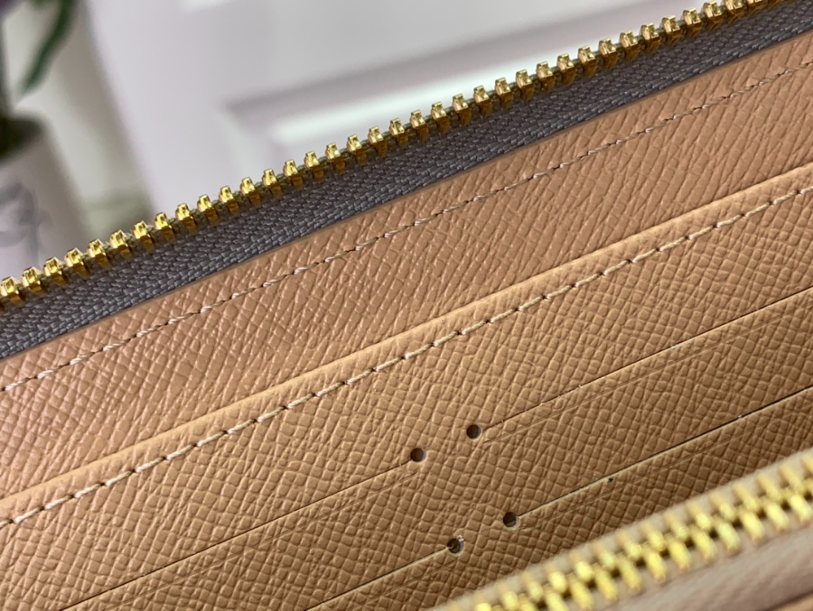 루이비통 모노그램 지피 장지갑 M60017 1910cm8.jpg