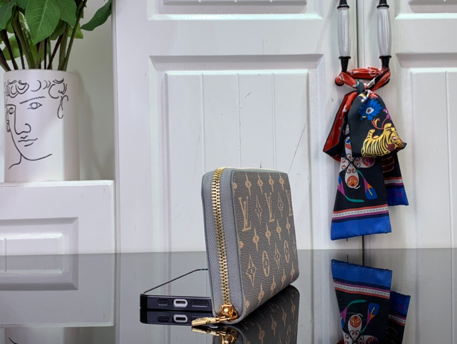 루이비통 모노그램 지피 장지갑 M60017 1910cm3.jpg