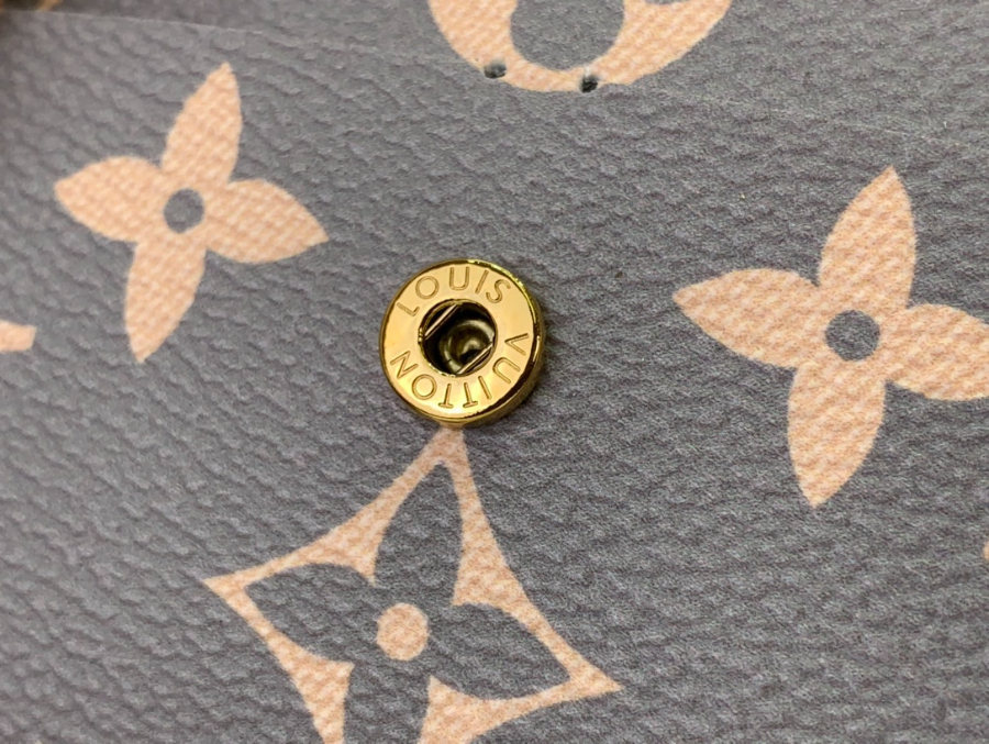 루이비통 에밀리에 장지갑 M60136 1910cm8.jpg