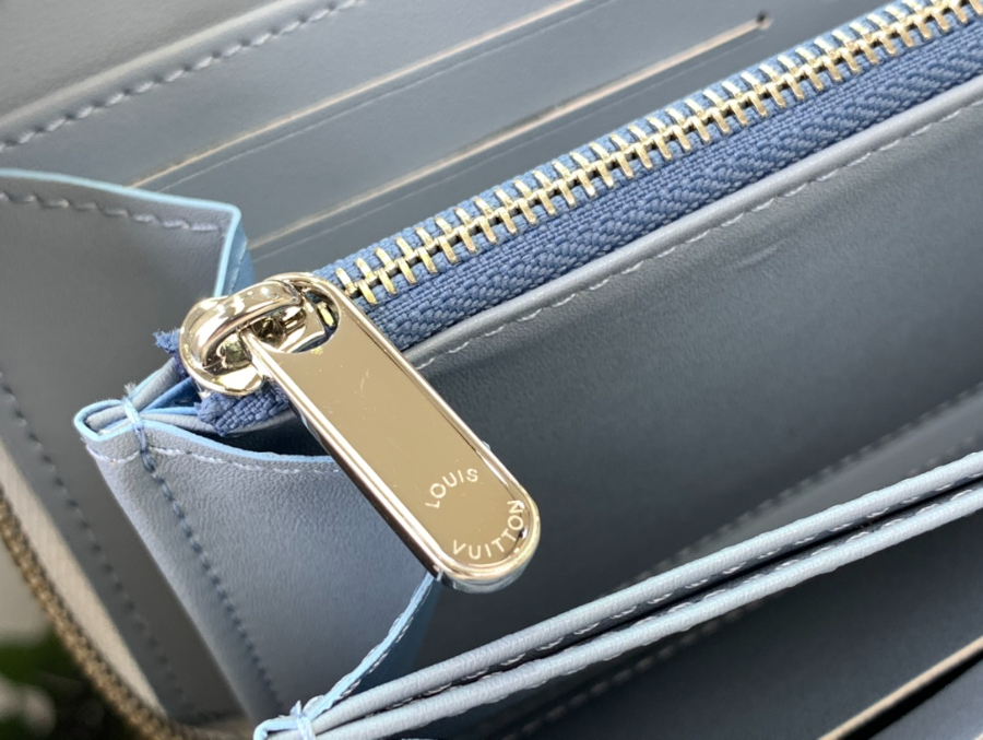 루이비통 지피 장지갑 M60017 19.510.52.5cm 화이트7.jpg