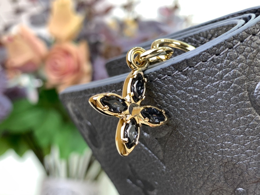 루이비통 클레아 월릿 M12188 118.53.5cm 그레이6.jpg