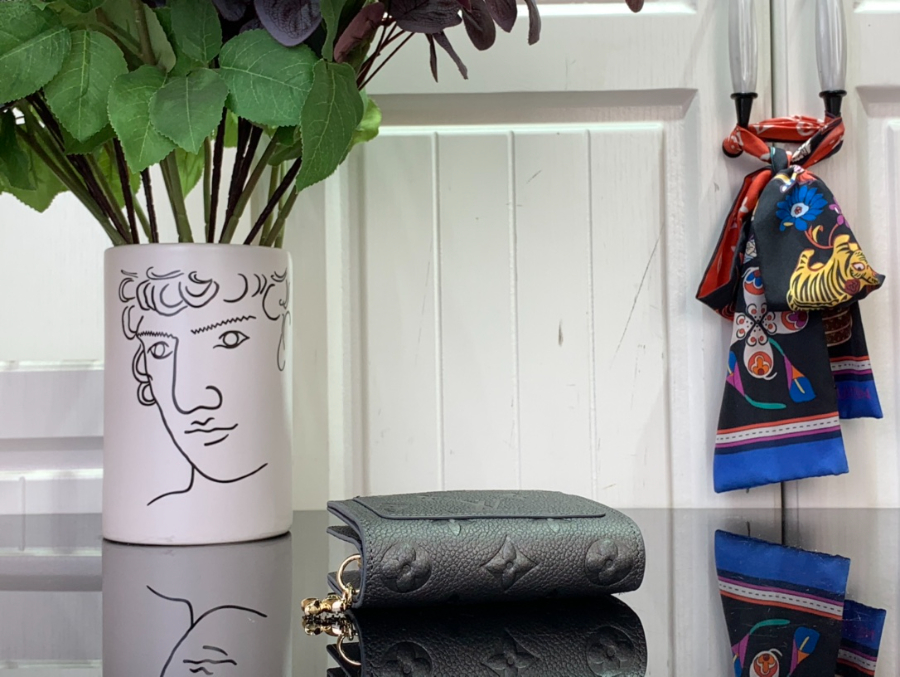 루이비통 클레아 월릿 M12188 118.53.5cm 그레이5.jpg