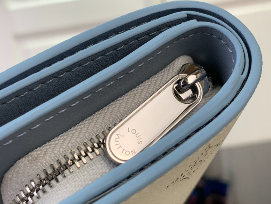 루이비통 클레아 월릿 지갑 M11749 118.53.5cm 화이트6.jpg