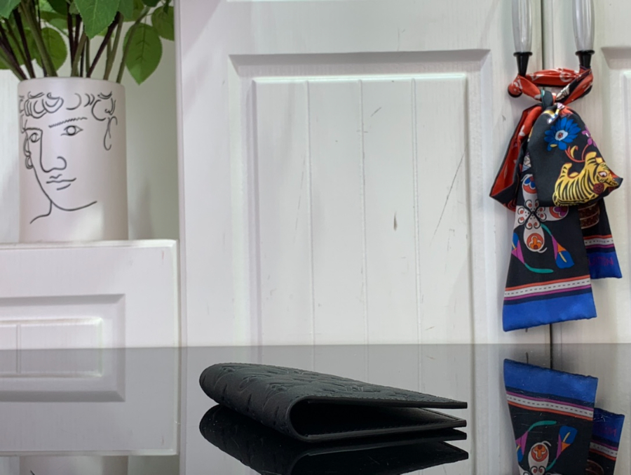 루이비통 패스포트 여권지갑 M13187 142.510cm 블랙4.jpg