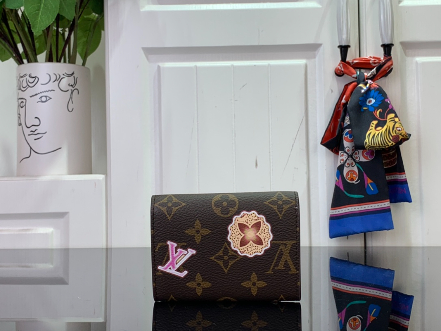 루이비통 하트 로잘리 코인 퍼스 M12220 82.511cm2.jpg