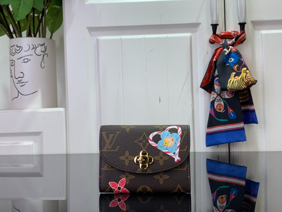 루이비통 하트 로잘리 코인 퍼스 M12220 82.511cm1.jpg