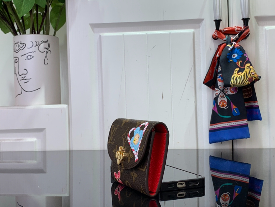 루이비통 하트 로잘리 코인 퍼스 M12220 82.511cm3.jpg