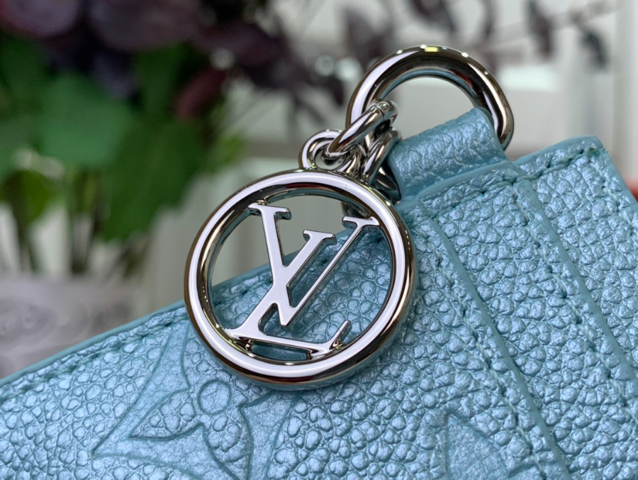 루이비통 LV 참 카드 홀더 M12179 10.27.30.3cm 스카이 블루6.jpg