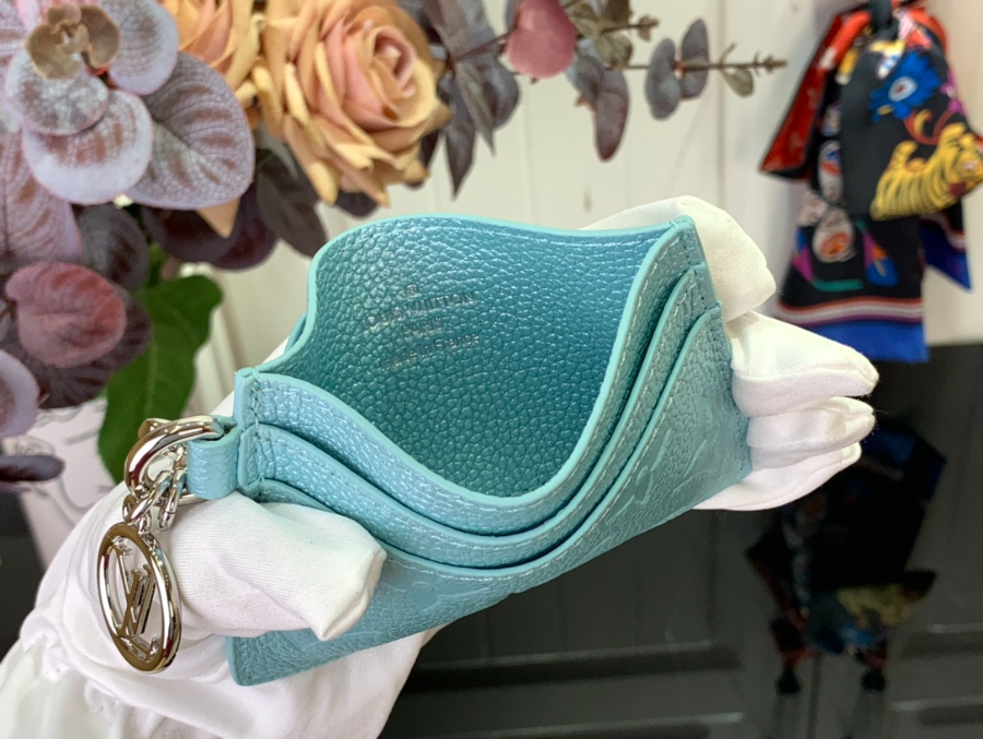 루이비통 LV 참 카드 홀더 M12179 10.27.30.3cm 스카이 블루5.jpg